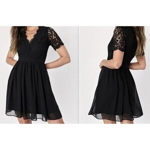 Lulus Angel in Disguise Black Lace Fit Flare Skater Dress Short Sleeve M NWT